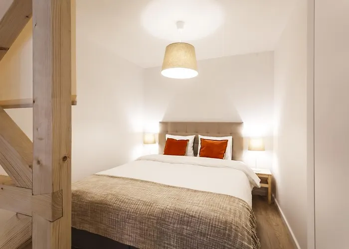 Whome | Alfama Premium *