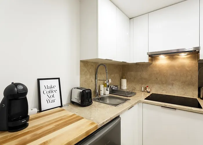 Whome | Alfama Premium شقة